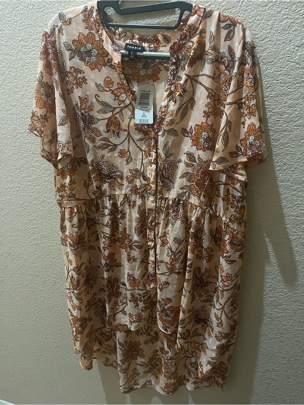 Torrid Size 2 Lot of 3 Tops - Picture 4 of 4
